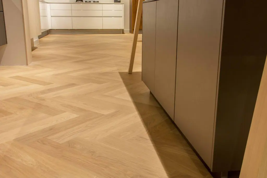 Herringbone floor in kitchen store