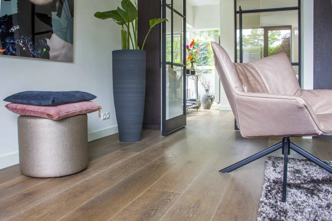 Plank floor stained and brushed