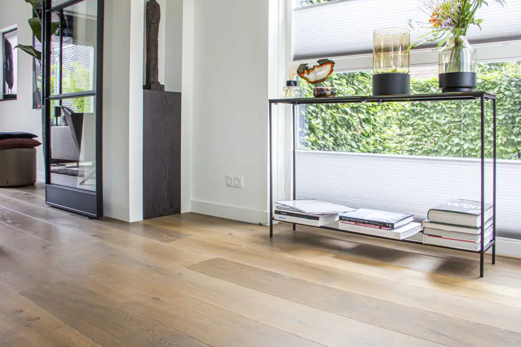 Plank floor stained and brushed