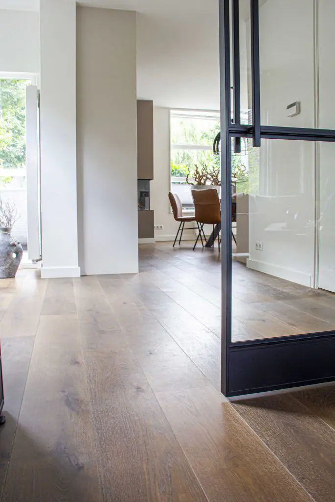 Plank floor stained and brushed